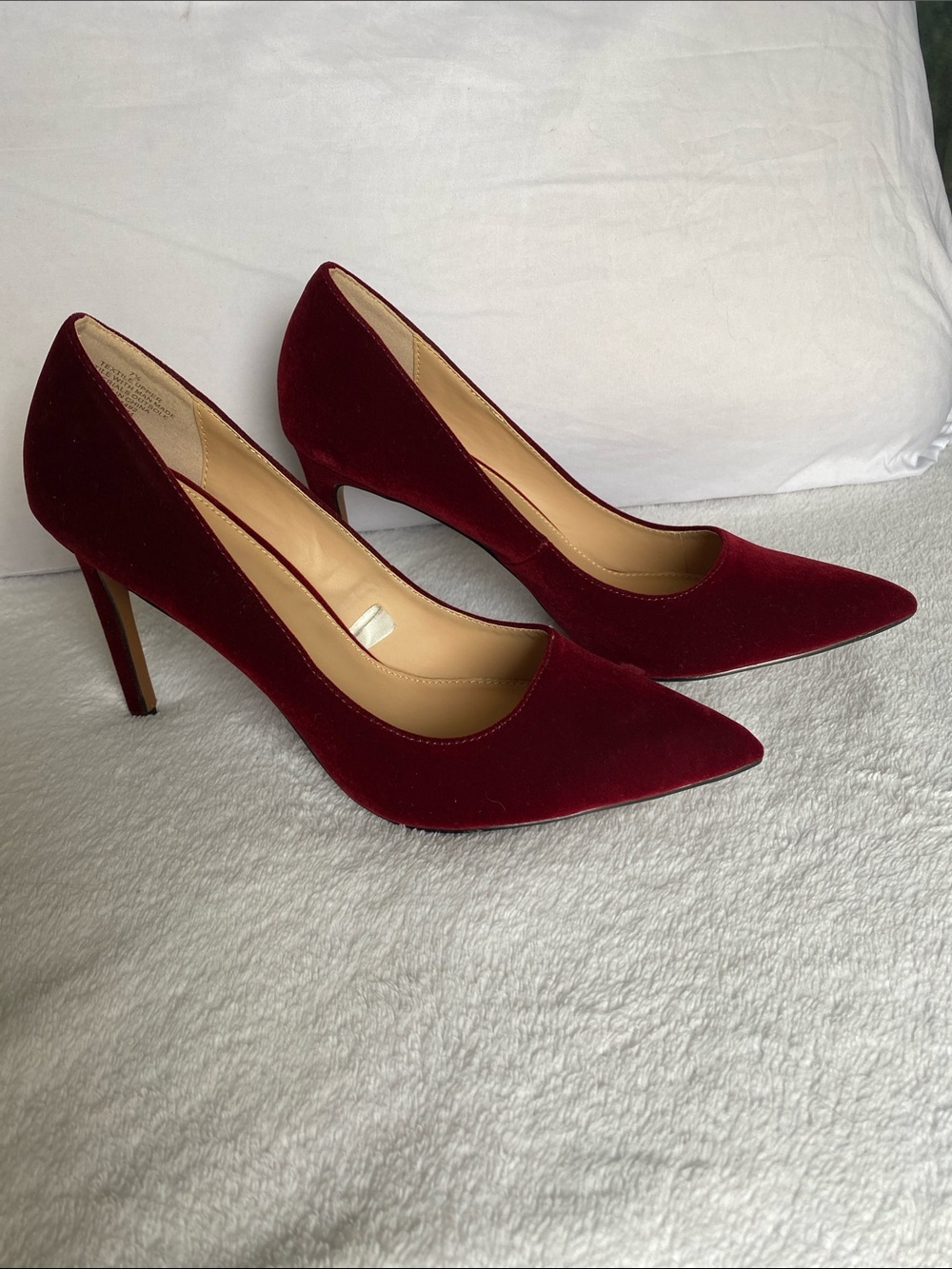 Who What Wear Deep Burgundy Velvet Pointed-Toe Stiletto Pumps